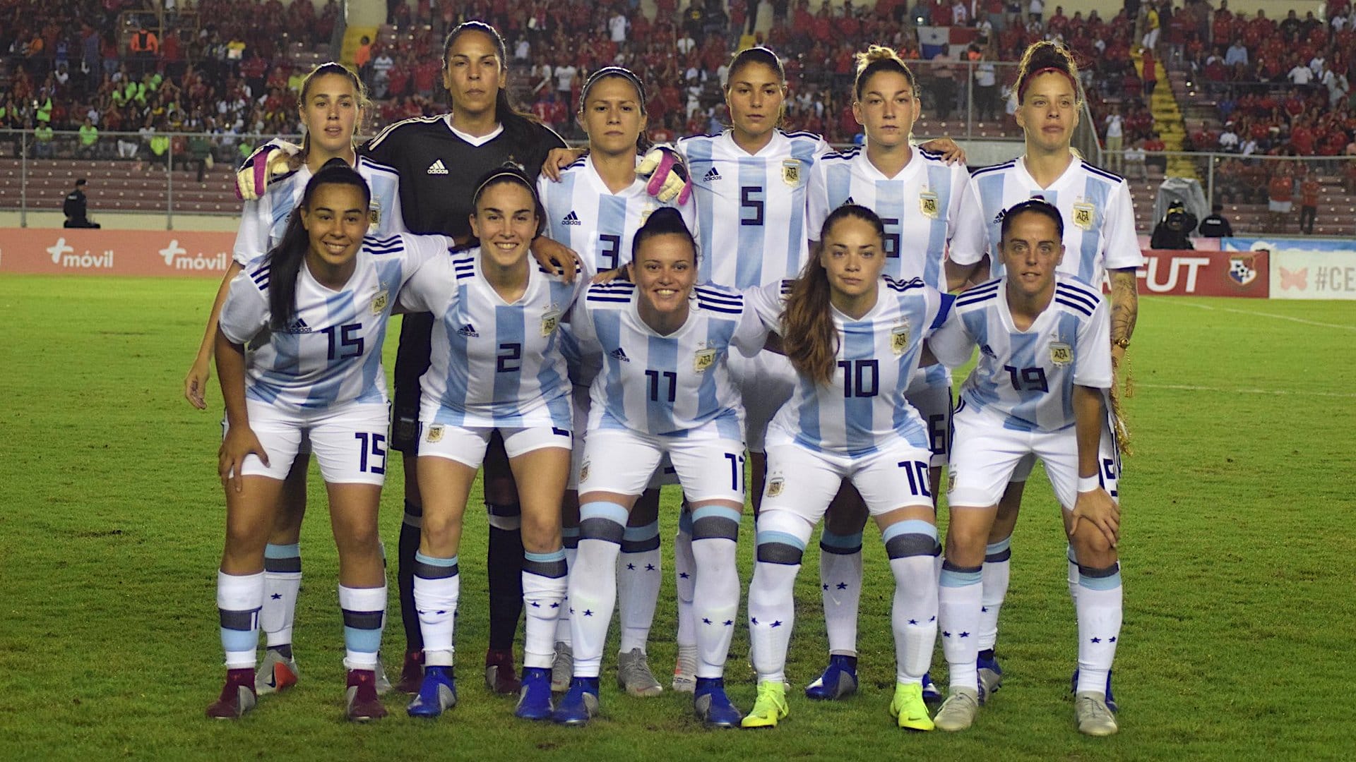 La selección de fútbol femenino logró la clasificación al Mundial de